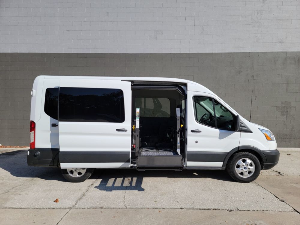 ford transit passenger van 2019 1FBAX2CM1KKA82911 image ford transit passenger van 2019 1FBAX2CM1KKA82911 image